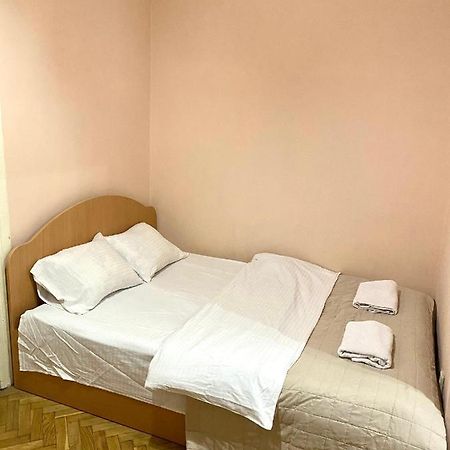 В Центрі Біля Ратуші Вулиця Площа Ринок 11 Lviv Extérieur photo